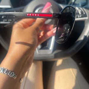 PRADA shades 🔥